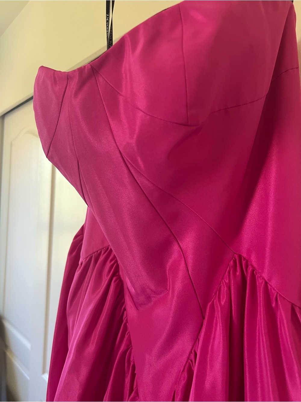 Zac Posen Strapless gown - Picture 3 of 5